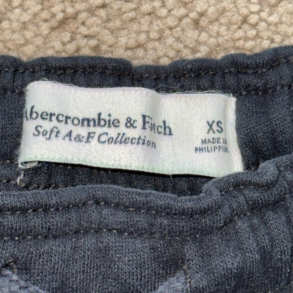 Abercrombie and Fitch Soft A&F collection joggers - Picture 2 of 4